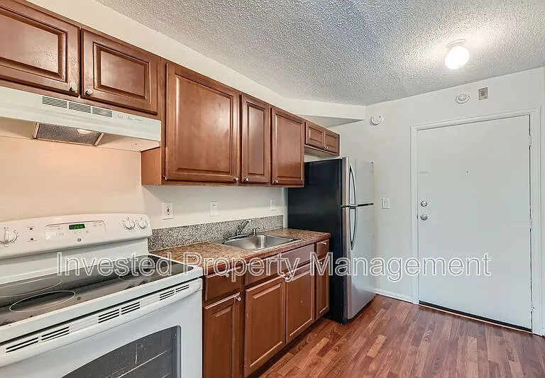 830 N Sherman St #203 — Photo 9