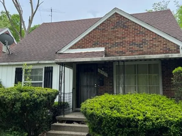 16121 W Parkway St, Detroit, MI 48219