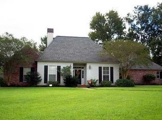 18668 Old Cypress Cir, Prairieville, LA 70769