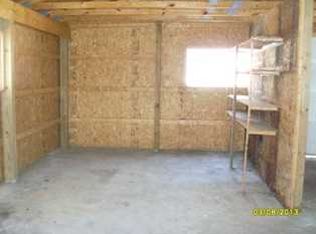 18901 Riverview Dr, Three Rivers, MI 49093