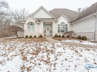 8633 State Route 15, Defiance, OH 43512