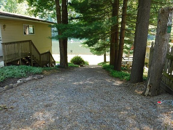5th image of 312 Ahrensville Rd