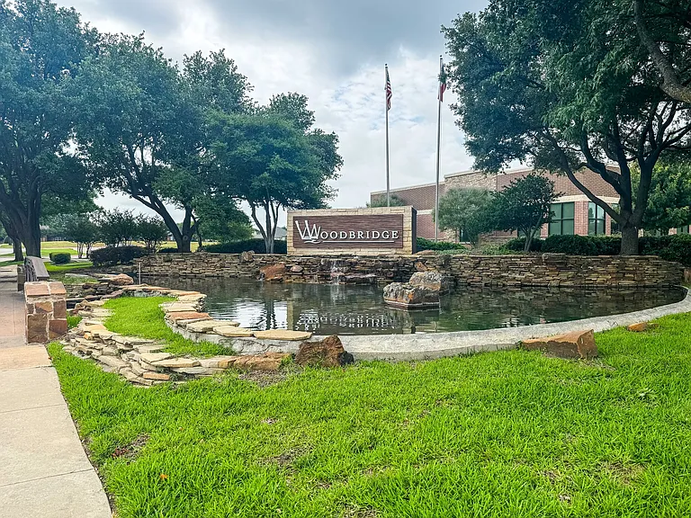 6107 Lakecrest Dr — Photo 40