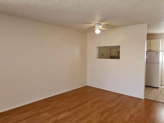 5th image of 5410 Phoenix Ave NE APT 8