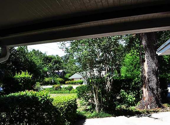 3rd image of 4635 Peacock Dr