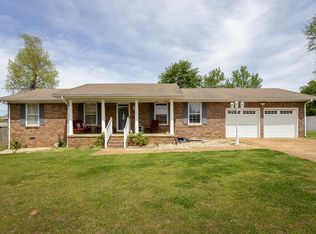 2008 Saxton Dr, Florence, AL 35630