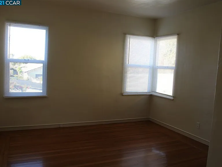 515 Lexington Ave #517 — Photo 30