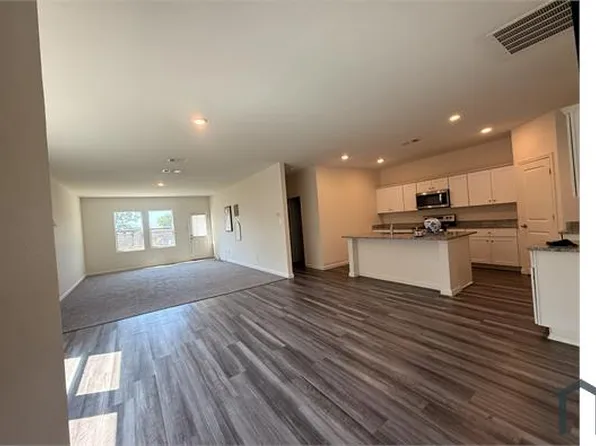413 Covington Cv, Princeton, TX 75407