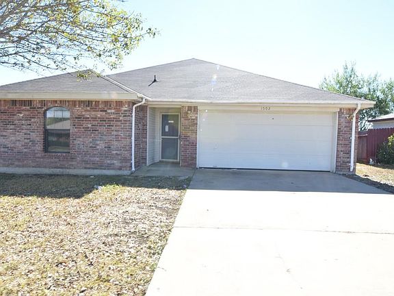 2nd image of 1502 Nina Dr