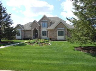 5729 Summerhill Ct, Fitchburg, WI 53711