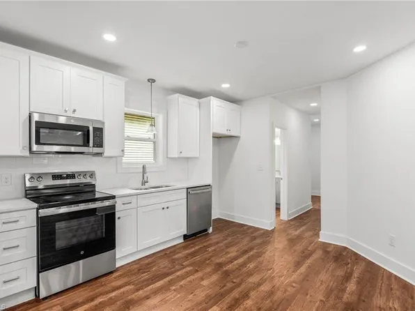 1533 E 25th St, Winston Salem, NC 27105