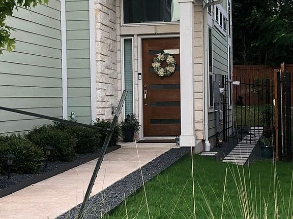2nd image of 1413 Casa Dr