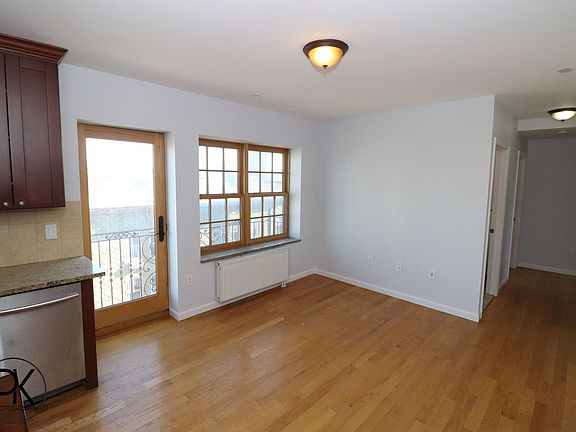 2nd image of 35 N Henry St #5B