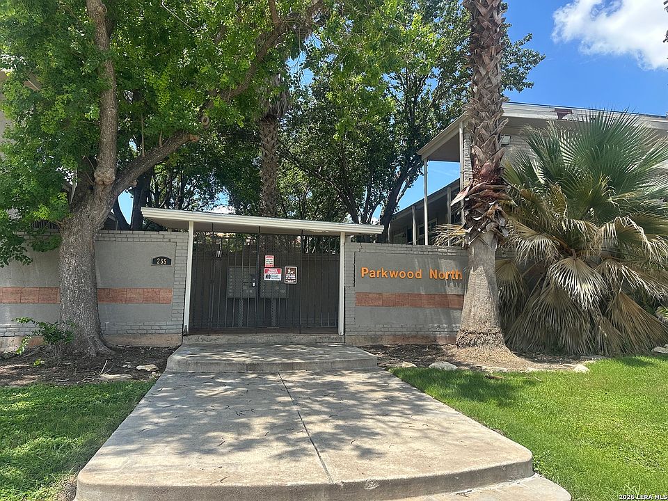 1st image of 255 E Rampart #202