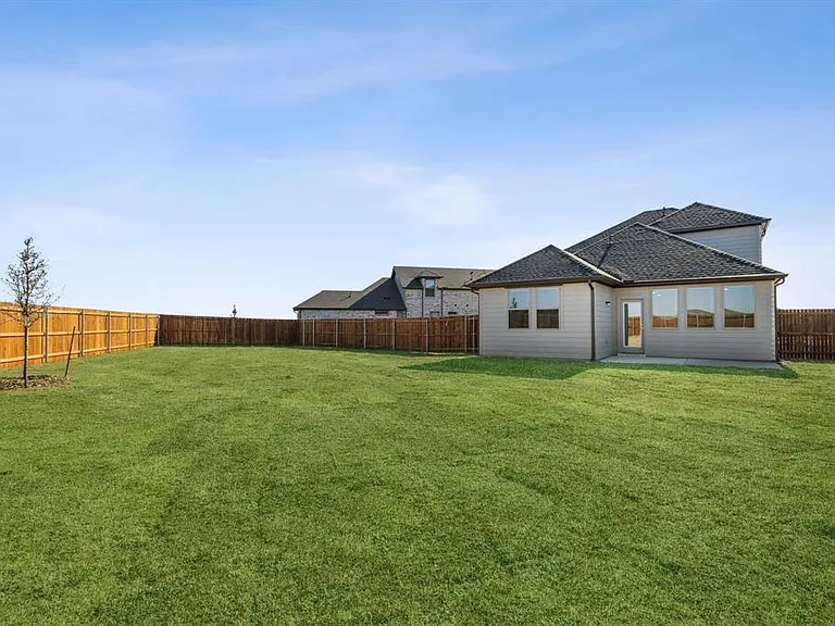 907 Hazel Dr — Photo 31