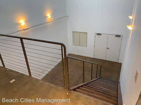 4th image of 278 Alamitos Ave APT 12