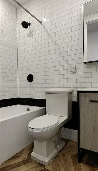556 Bainbridge St #2L — Photo 4