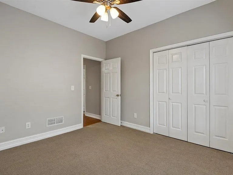 4735 Dartmoor Ln — Photo 12