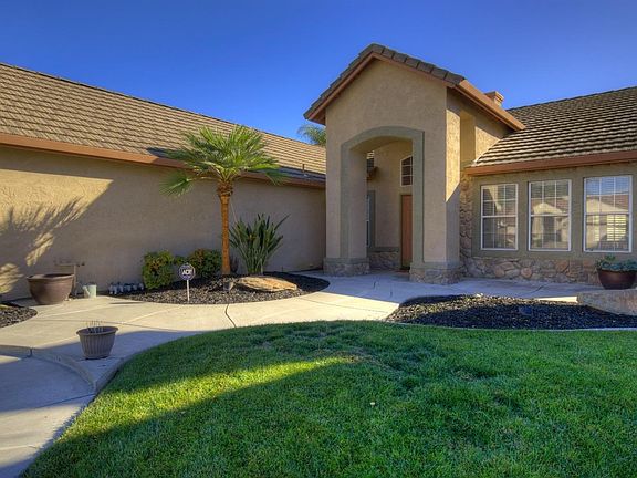 4th image of 5104 Soave Ln