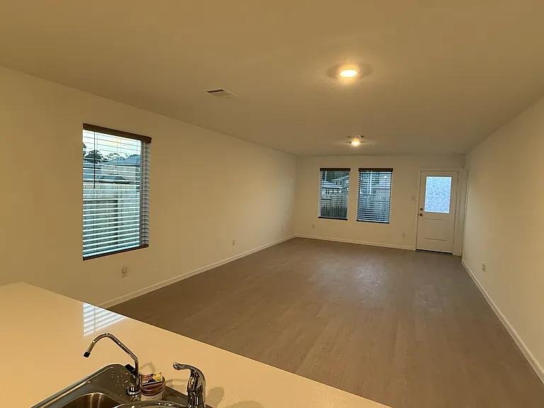 25721 John Wayne Rd — Photo 8