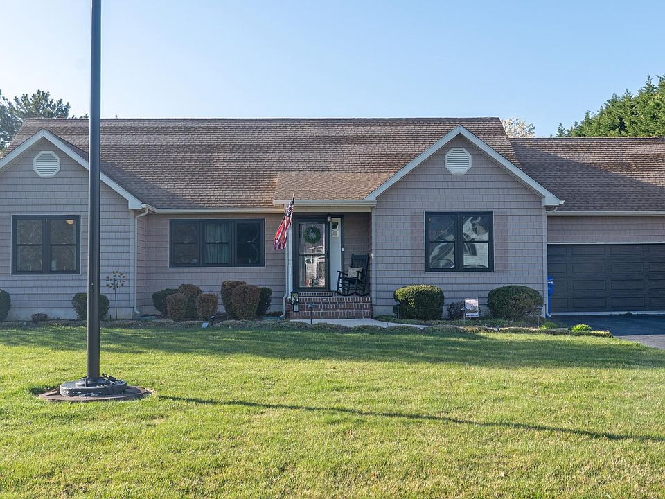1st image of 31223 Edgewood Dr