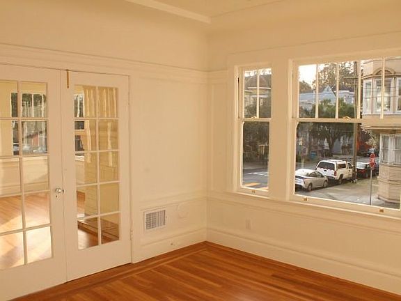 5th image of 159 Clayton St
