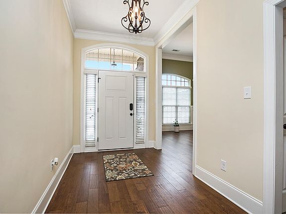 4th image of 3026 Haynes Station Dr