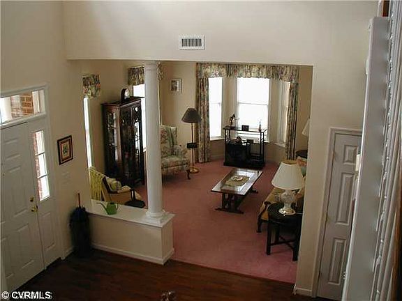 4th image of 5011 Lewisetta Dr