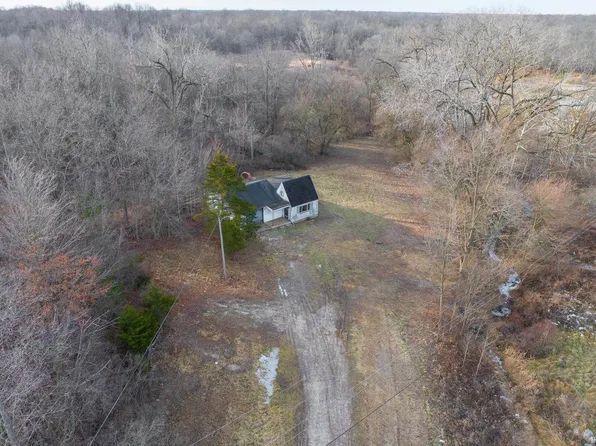 2806 E Montpelier Pike, Marion, IN 46953