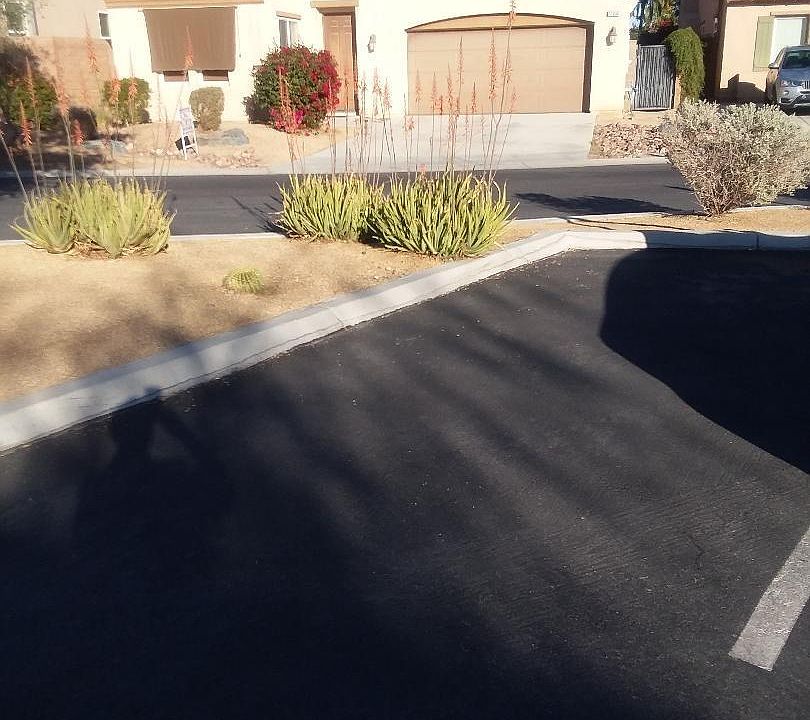 1st image of 77350 New Mexico Dr