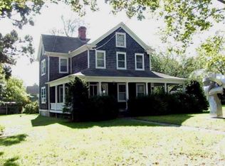2297 Montauk Hwy, Bridgehampton, NY 11932