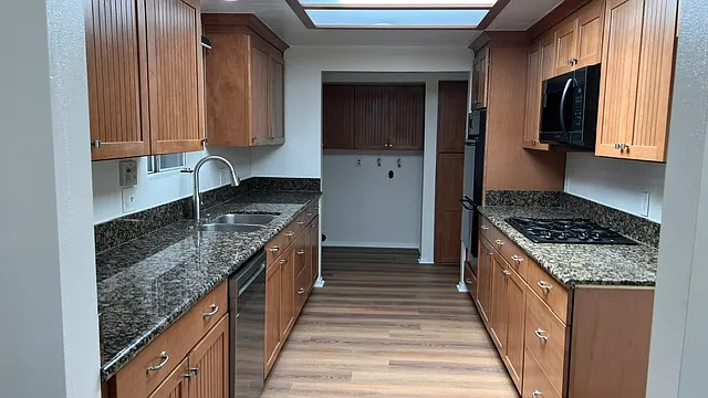 442 W Juanita Ave — Photo 5