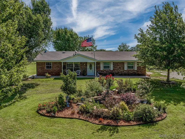 16900 S 650 Rd, Wyandotte, OK 74370