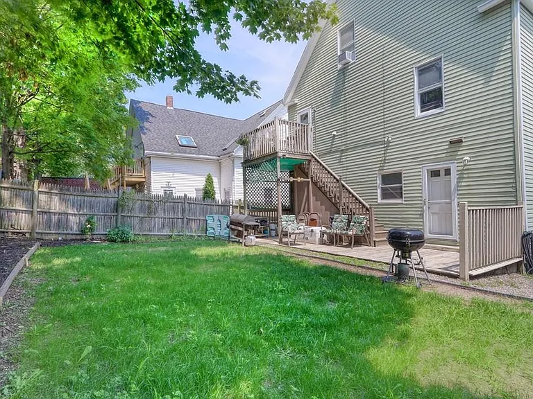 10 Parker St #1 — Photo 12
