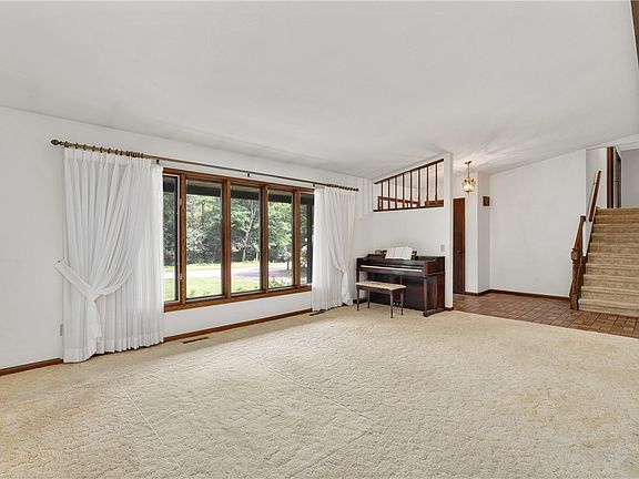 4th image of 3734 Rimridge Road