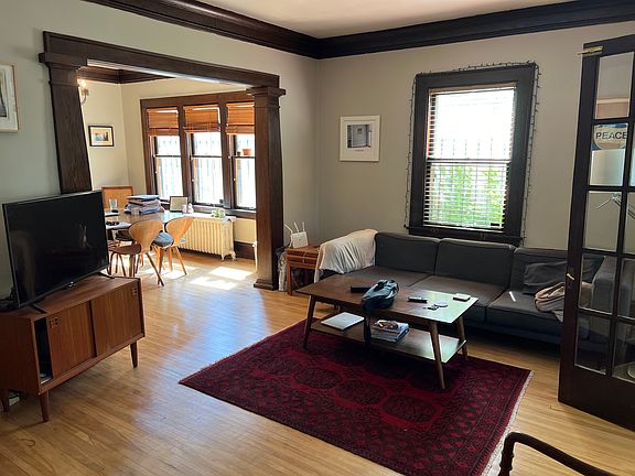 4th image of 3141 Fremont Ave S APT 1