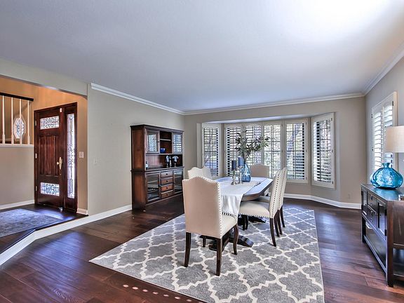 4th image of 7071 Wooded Lake Dr