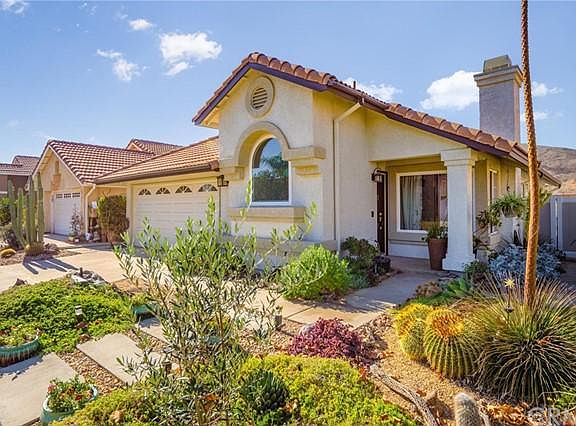 2nd image of 27291 Prominence Rd