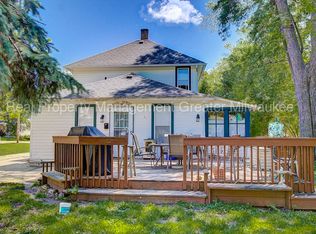 329 Prospect Ave, Hartland, WI 53029