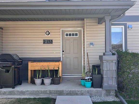 3rd image of 153 Silkstone Rd E #2