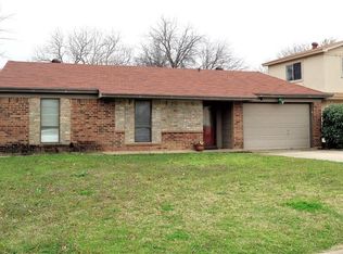 5740 Judie Ct, Haltom City, TX 76148