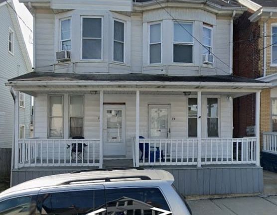 3rd image of 74A Summit Ave