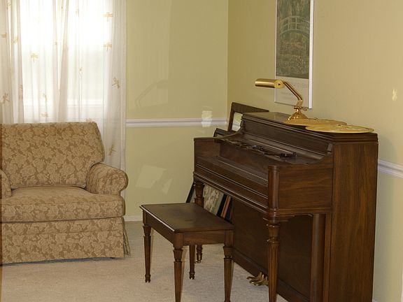 2nd image of 12757 Parkway Estates Dr