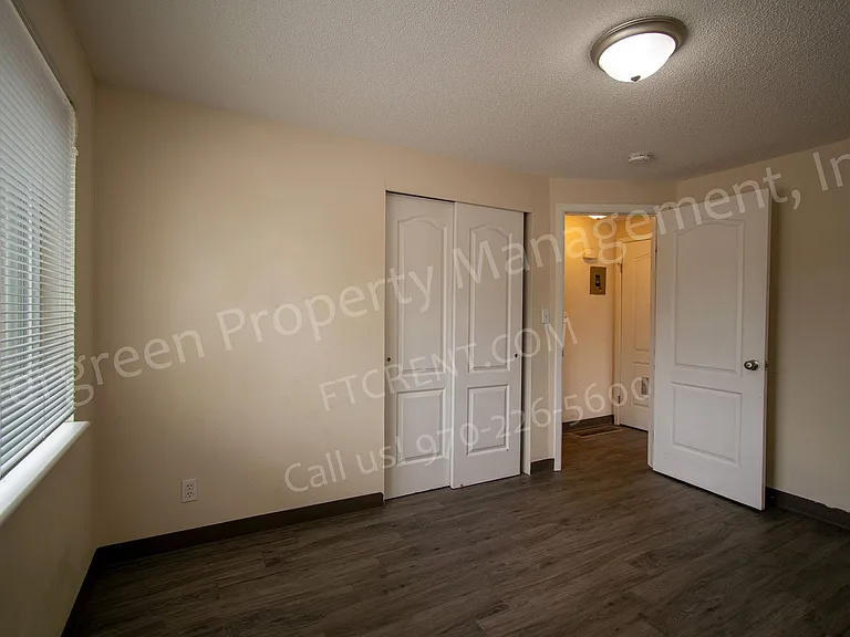 Mosher Manor — Photo 11