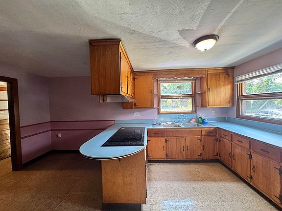 2nd image of 64 Goodrich St