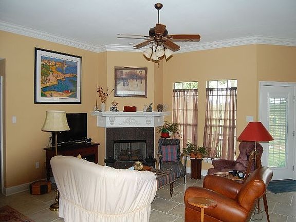 2nd image of 51 Harmony Dr E