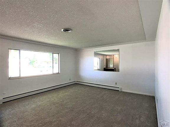 3rd image of 51 Loyola Ln