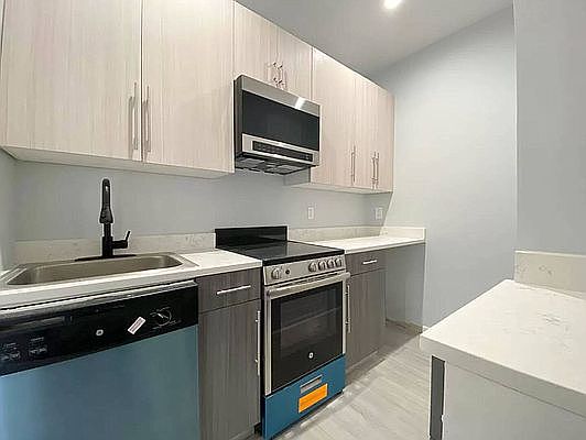 3rd image of 165 Stockholm St #3F