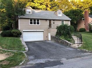 34 Durham Rd, White Plains, NY 10607