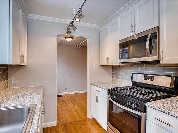 3rd image of 2233 Kearney St #15-B